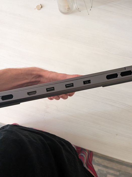 Lenovo Legion Slim 5 14aph8 OLED 14 дюймів 1tb +512  16 ram rtx 4060 ryzen 7 7840hs
