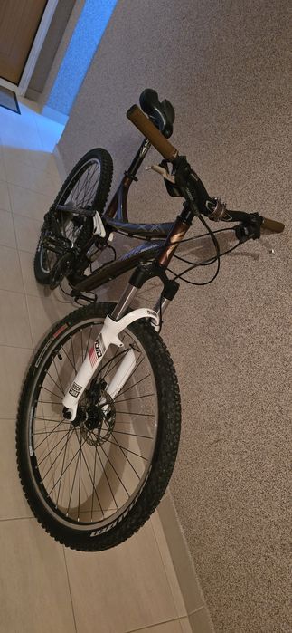 Bicicleta Specialized Myka FSR roda 26