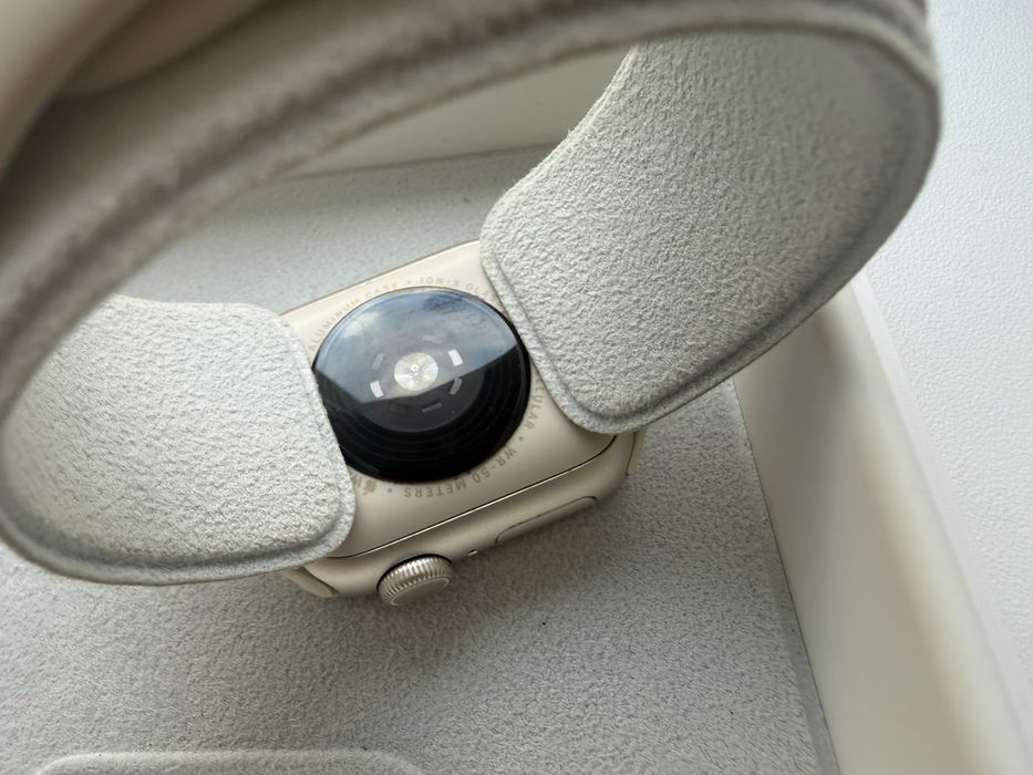 Apple Watch SE 3 40mm Starlight 100%