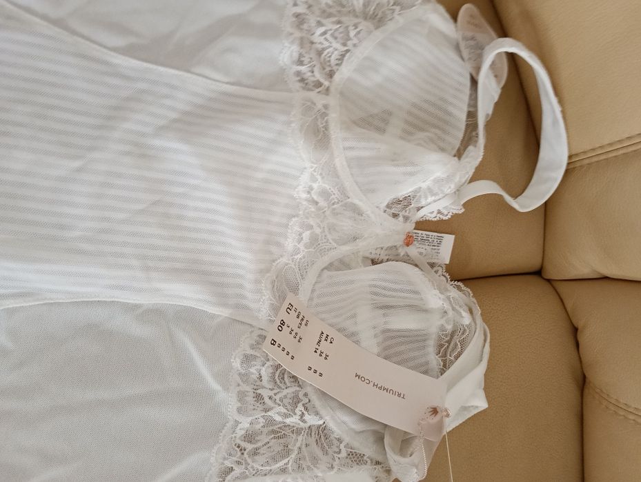 Sprzedam nowe body Triumph