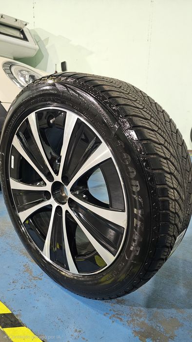 Jantes Mercedes com pneus 18" valor referente ao conjunto das 4