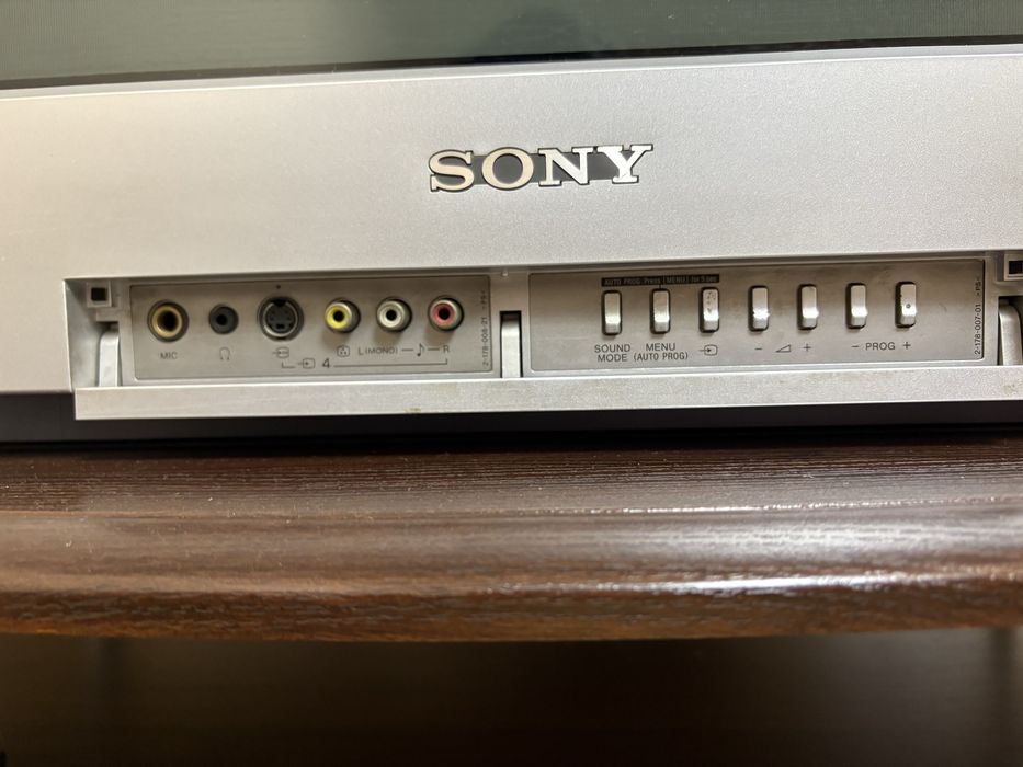 Телевізор SONY Trinitron