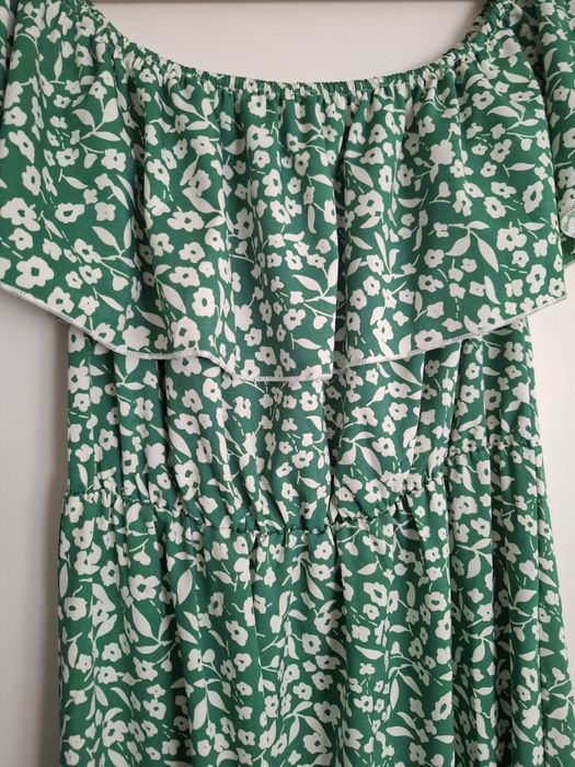 Vestido comprido ombro a ombro