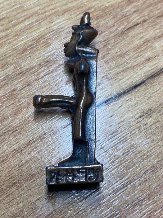 Єгипетська скульптура Бог плодородія і секса