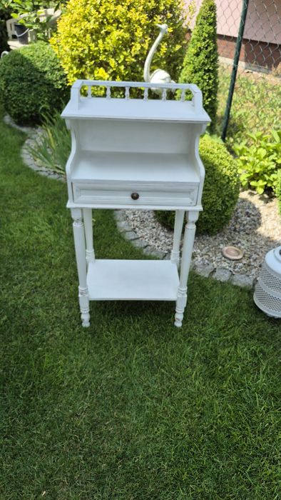 Sprzedam szafkę konsolkę