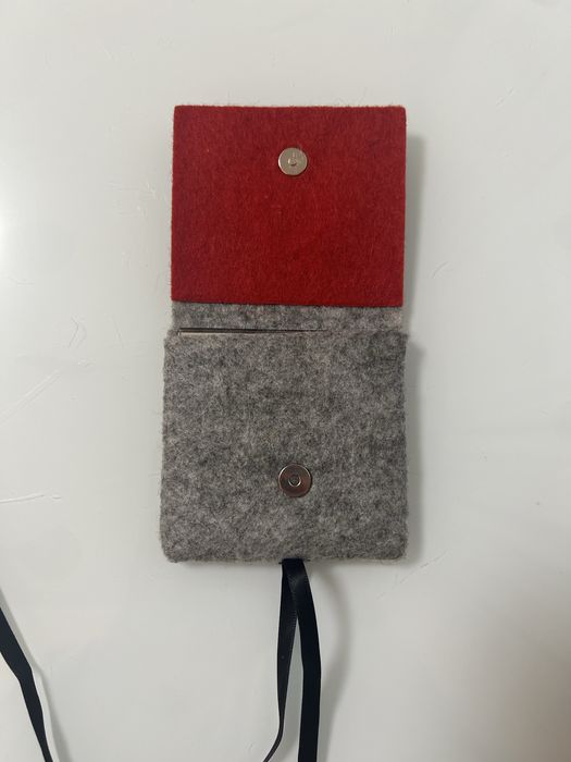 Кишенькове дзеркала