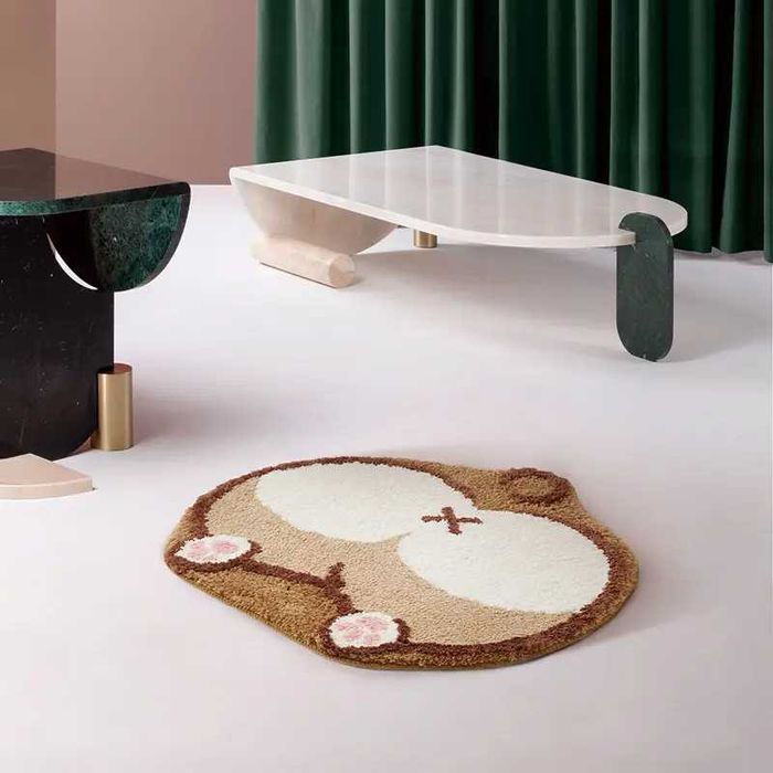 Nowy dywan z motywem