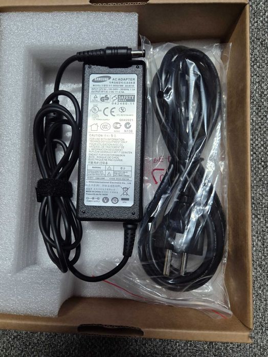carregador samsung 19V 4,74A modelo AA-PA1N90W original, novo na caixa
