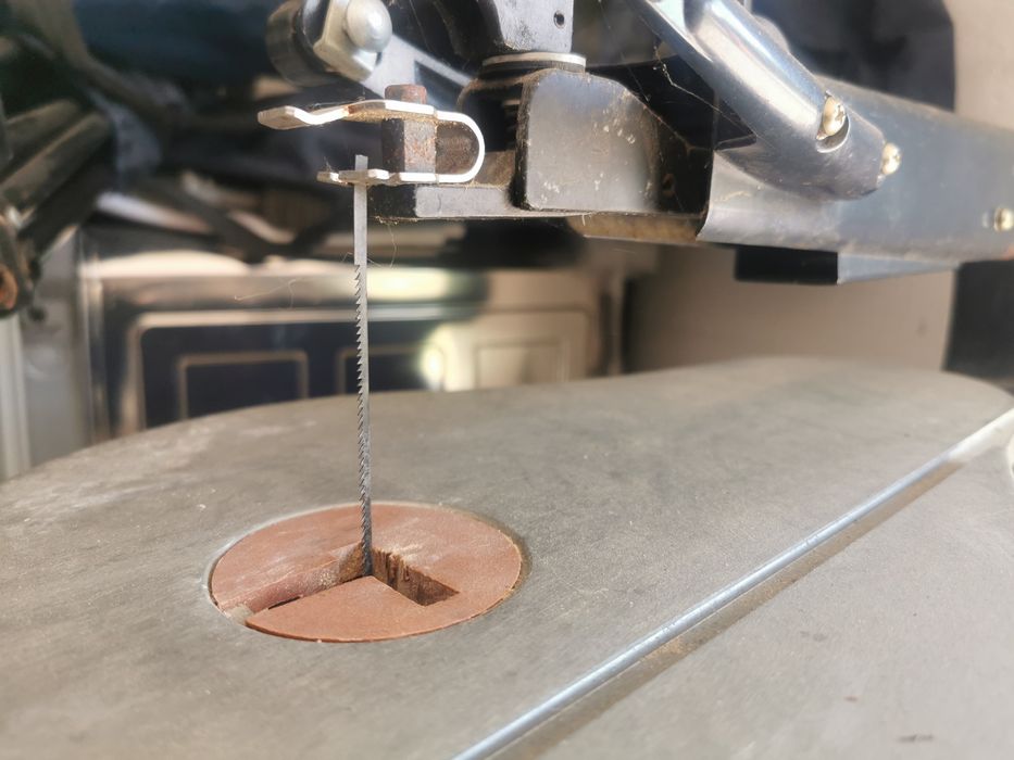 Лобзиковий верстат з Німеччини