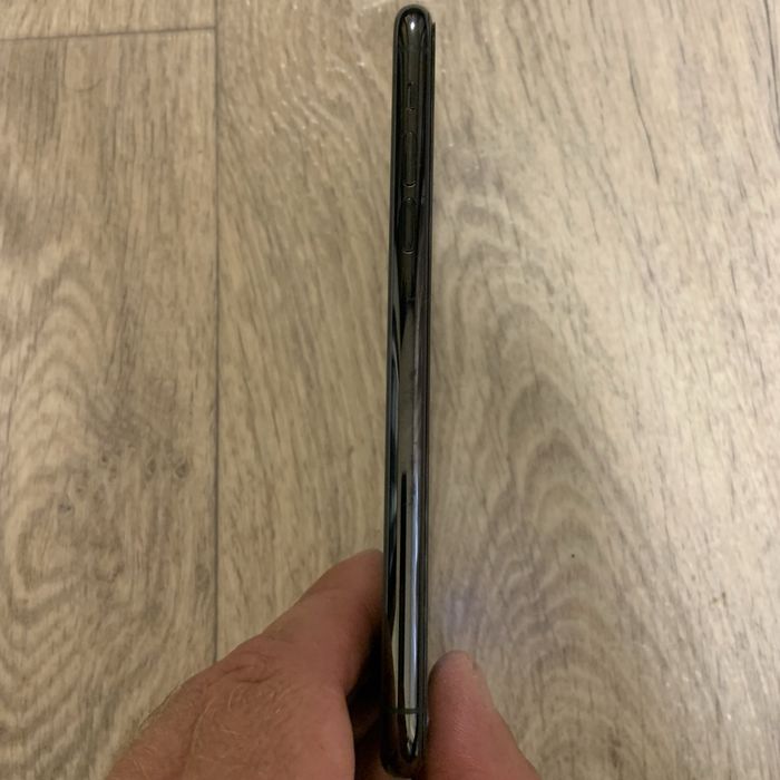 Продам Apple iPhone 11 pro Max 512