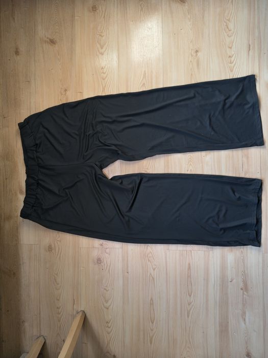 Lejące spodnie dzwony plus size