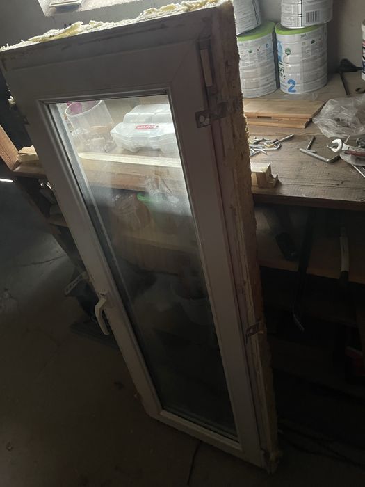 Okno z demontazu 143.5x 56,5