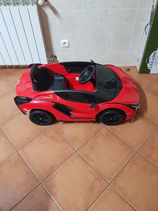 Carro eletrico novo (ate aos 4 anos)