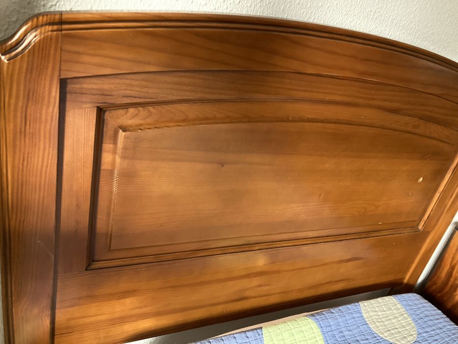 Cama de solteiro c/colchão