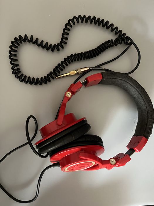Headphones Audio-Technica ATH-M50