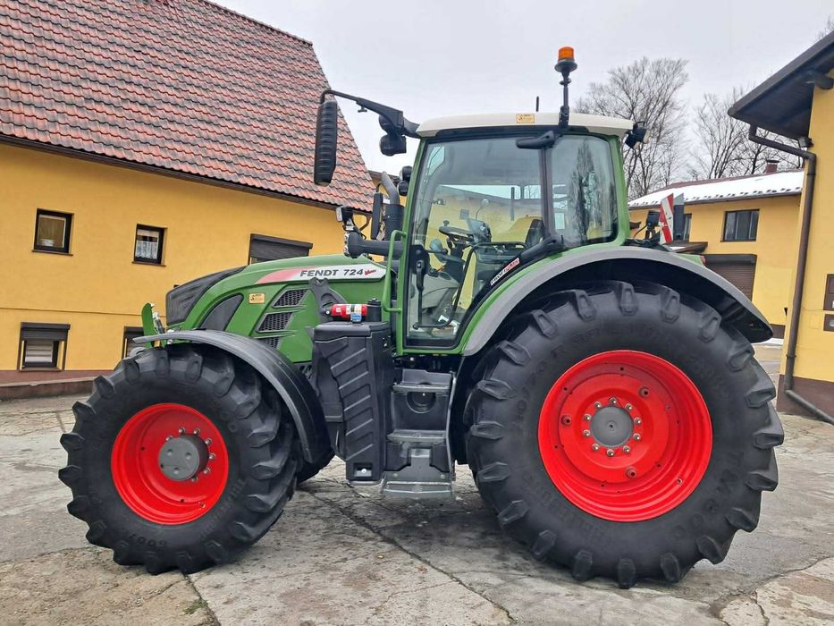 Ciągnik Fendt 724 Profi Plus