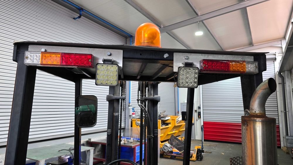 Empilhador Clark GMP15 a Gás – Side Shift – Bom Estado