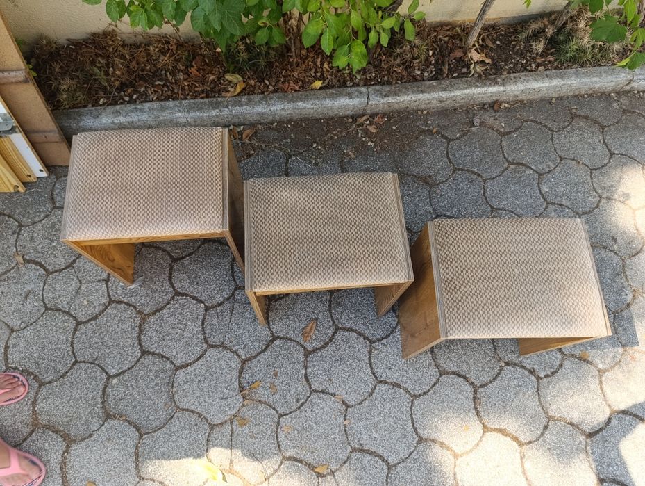 Conjunto de 3 bancos almofadados