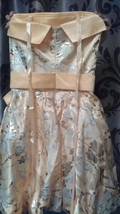 Платье нарядное для девочки