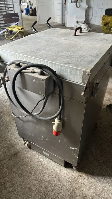 Smażalnik  do pączków półautomat, patelnia