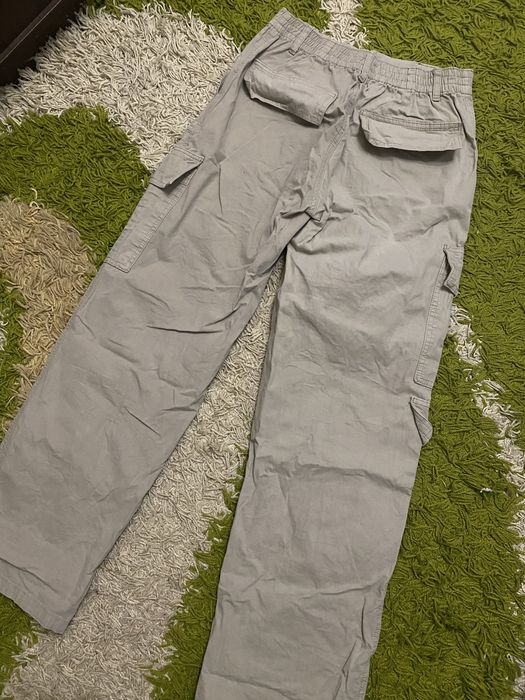 Карго штани pull bear