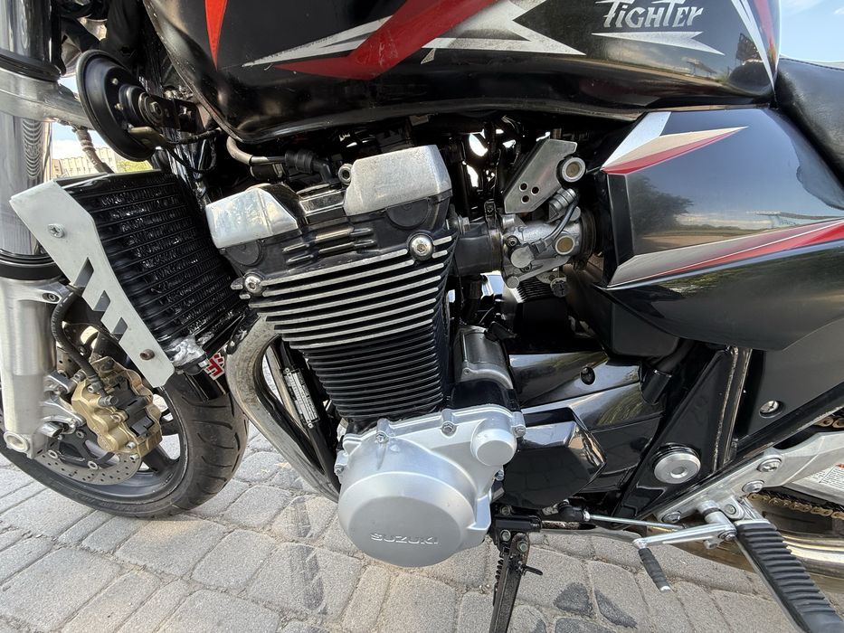 Suzuki gsx 1400 інжектор,на документах.срочно