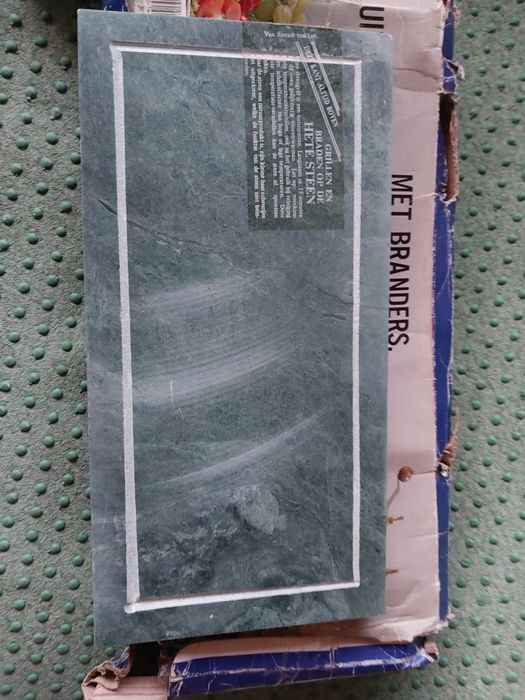 Grill (podgrzewacz ) z marmurową płytą z 2 palnikami