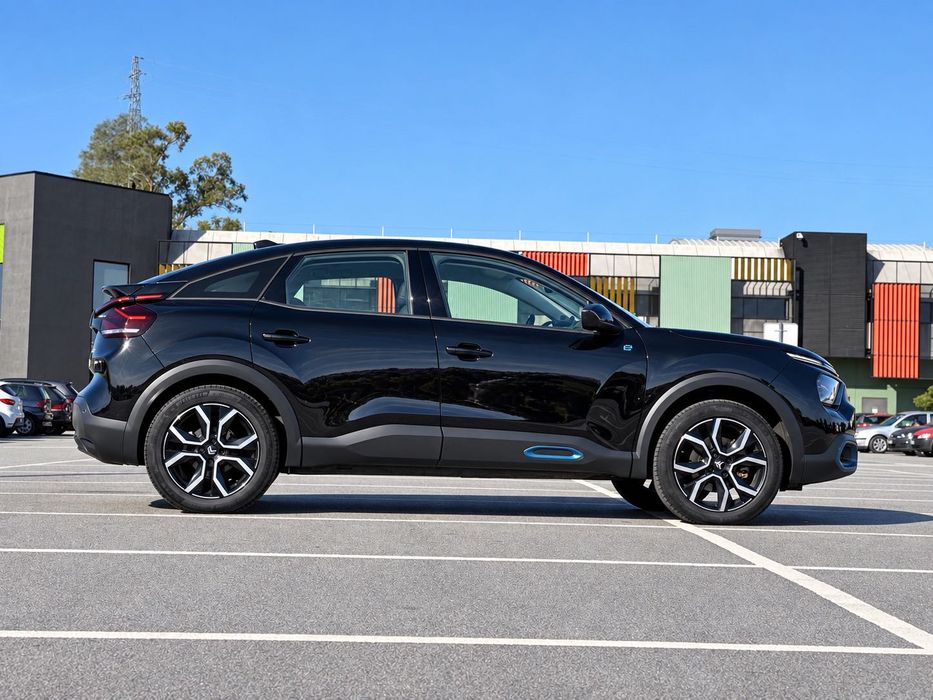 Elétrico Citroën ë-C4 Feel Pack 50 kWh | 340klm | 28.900 km | 12/2023 — photo 4