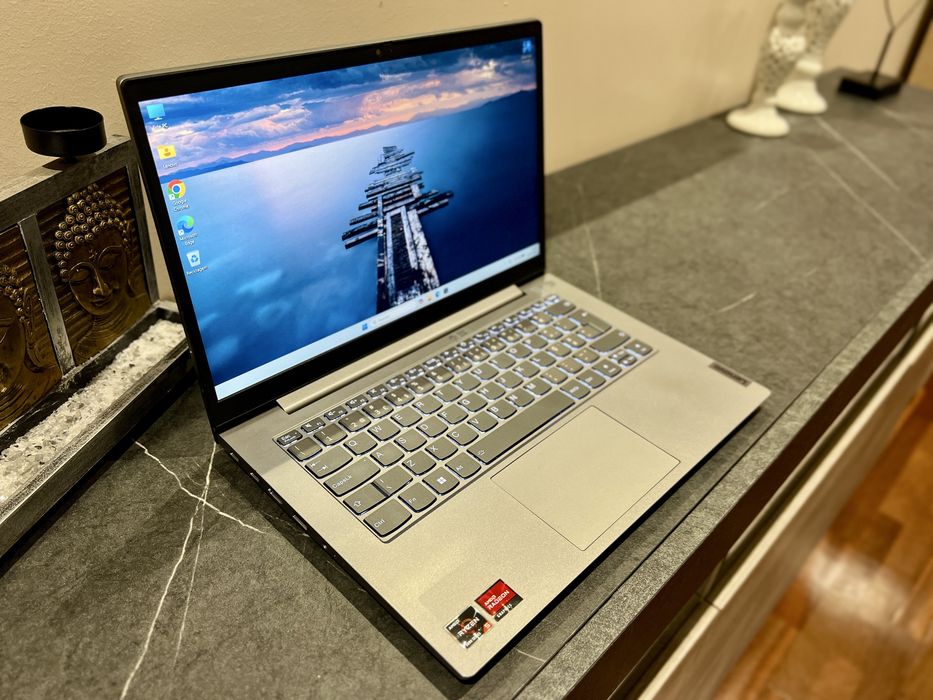Lenovo Thinkbook 14 G3 Ryzen5 5500U/12Gb Ram/SSD 256Gb/Gráfica 2Gb