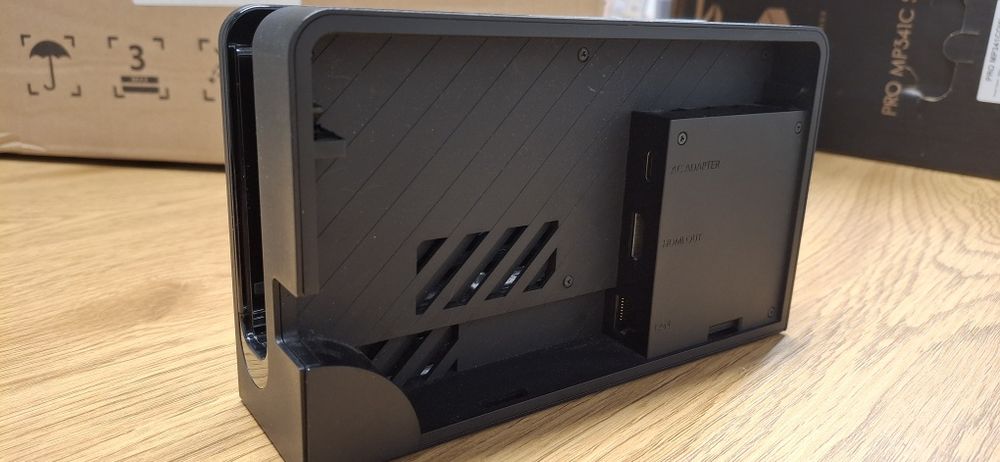 Acessórios Originais Nintendo Switch - Dock + Joy-Con Grip