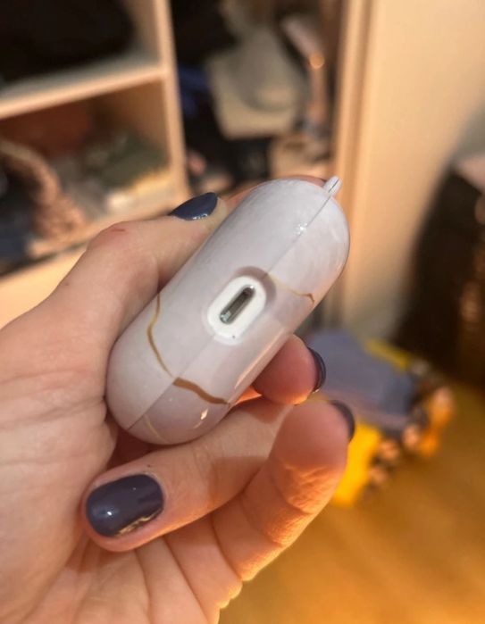 AirPods Pro - Apple