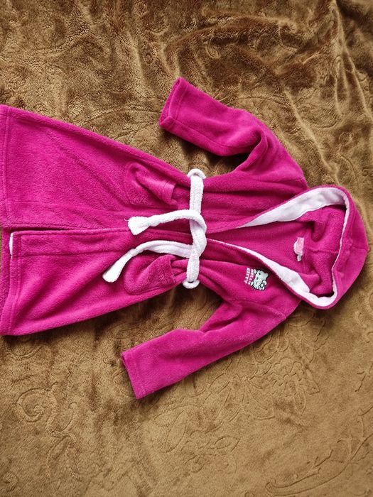 Szlafrok hello kity 122/128