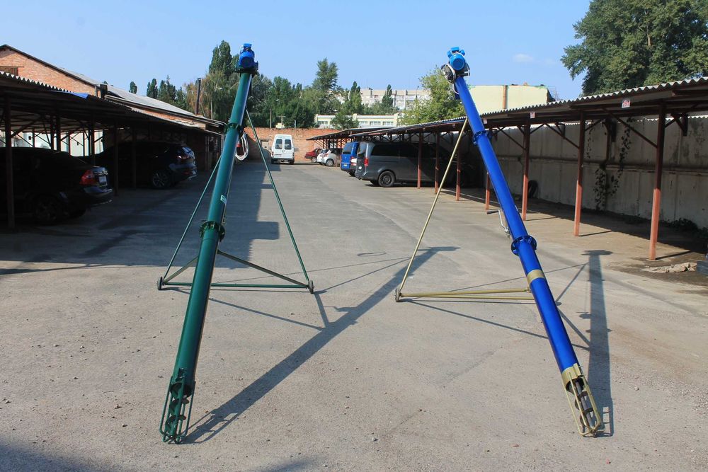 Шнековий навантажувач (перегрузчик, конвейєр, гвинтовий) зерна