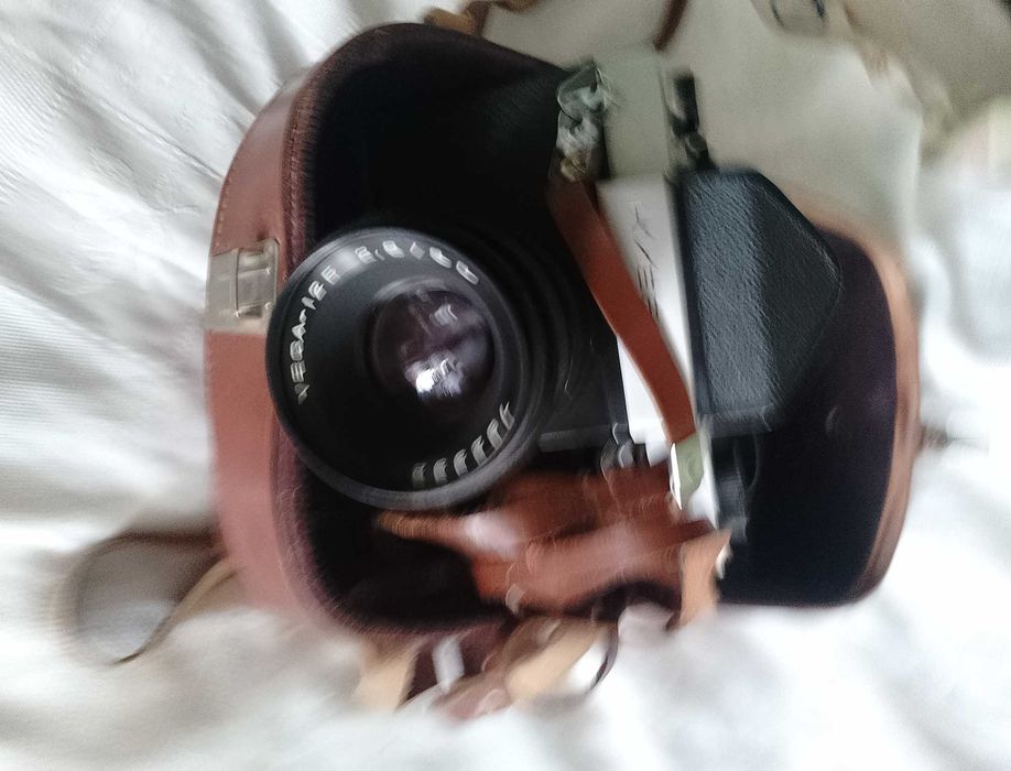 Советский объектив Вега 12Б с фотоаппаратом Киев 6С