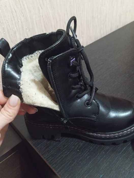 Зимові взуття для дівчинки