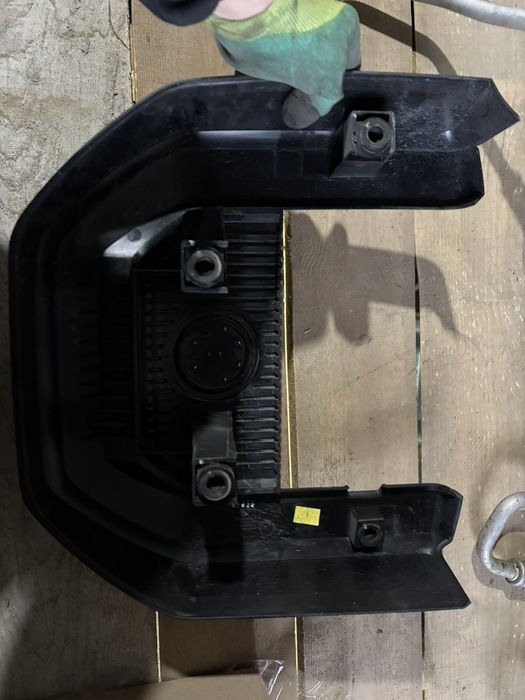 Кришка двигуна мотор Kia Soul ev Volkswagen E-golf