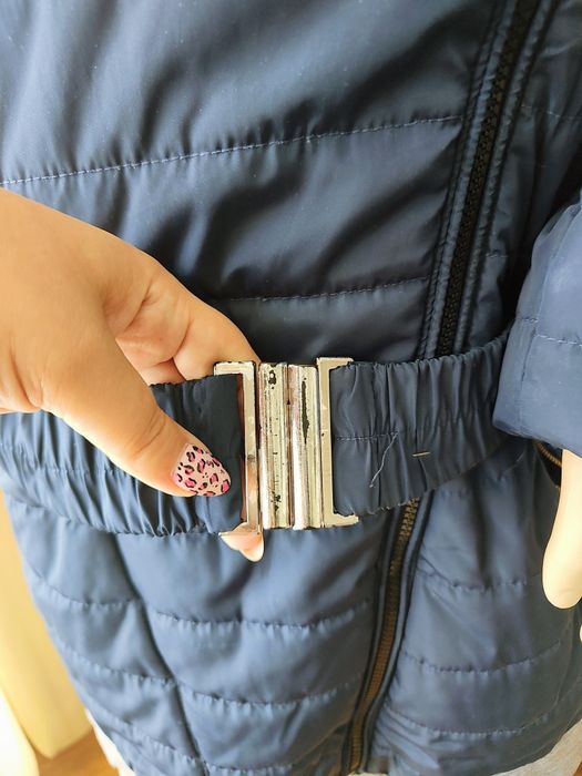 Granatowa pikowana kurtka z kapturem sepia z paskiem jesienna zimowa