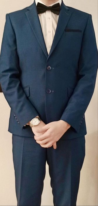 Garnitur męski granatowy
