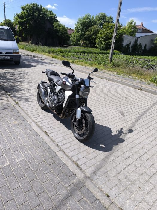 Honda CB 1000r 2021r  10 tys km przebieg  okazja
