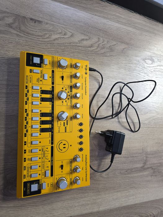 Behringer TD-3 TD 3 jak nowy