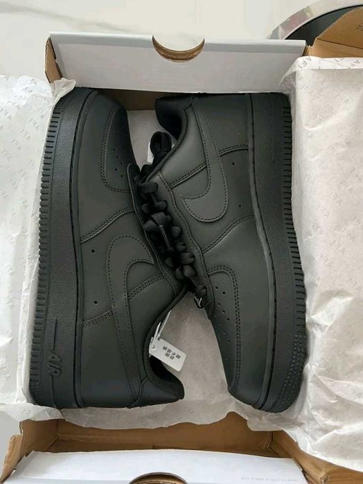 Buty sportowe Nike_Air_Force_1_Low_07_Black_Gum Rozmiar R.41