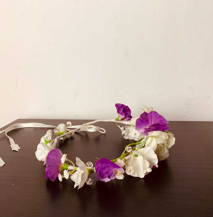 nowy wianek kwiatowy fiolet biel ozdoba włosów boho festiwal ślub hit