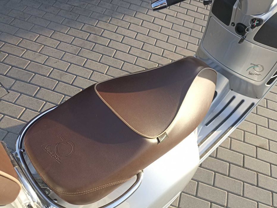 Vespa GTS 125cm, przebieg tylko 3700km