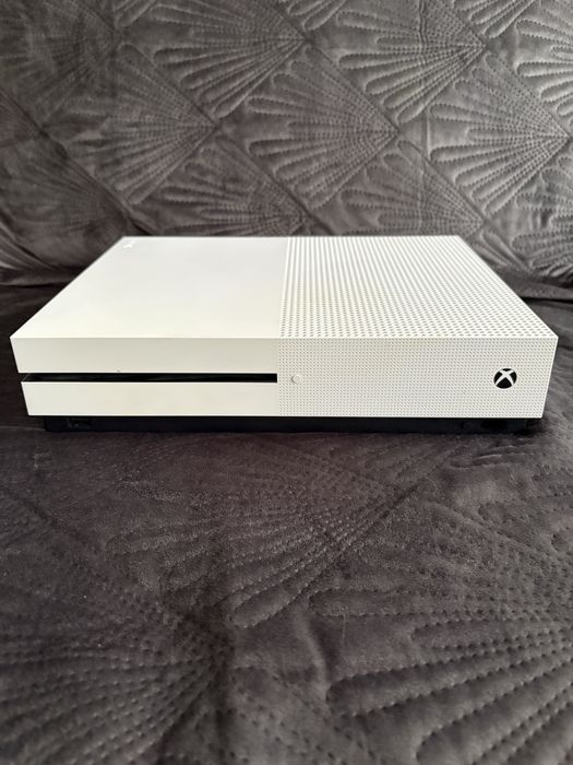 Xbox one com dois comandos