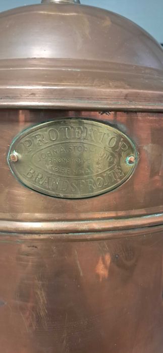 Gaśnica miedziana zabytkowa_Dania_John Stromlund_XIX wiek