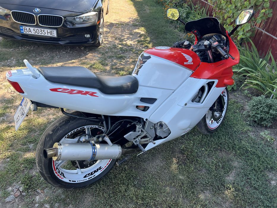 Продам Honda cbr 600 f