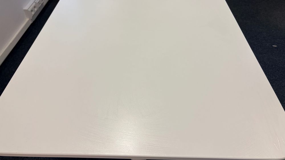 Biurko IKEA BEKANT białe 160×80 cm – stan idealny