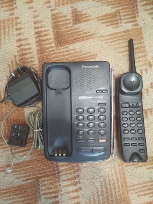 Знижка!!! Pадиотелефон Panasonic KX-T4040BX