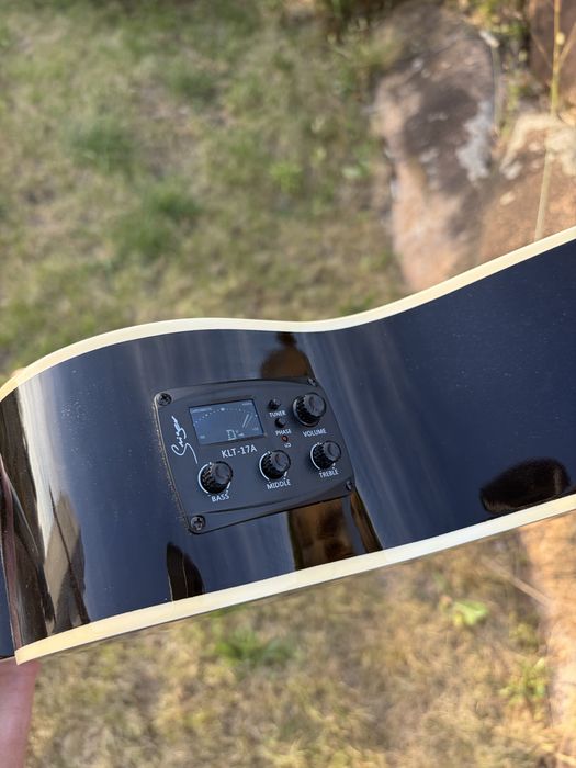 Guitarra semi-acustica