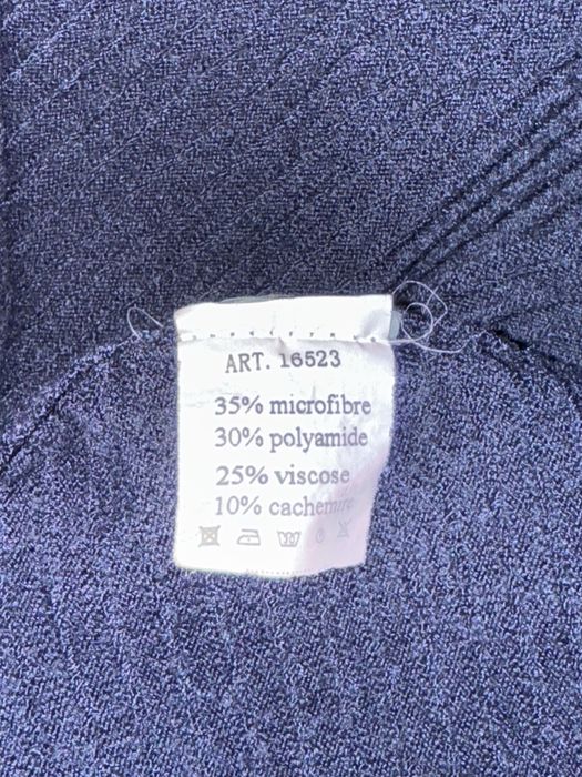 So Cachemire navy blue cardigan sweater NEVER WORN